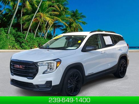 Certified 2023 GMC Terrain SLE w/ Driver Convenience Package FWD image 1