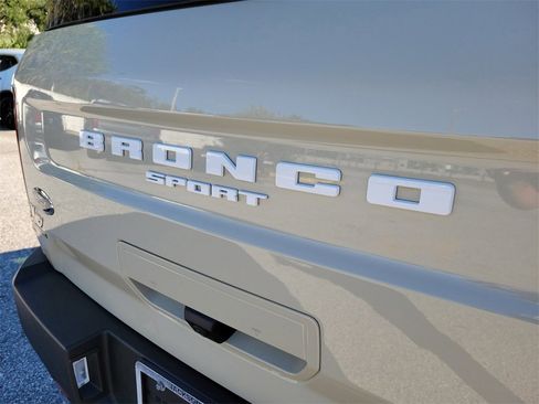 Used 2024 Ford Bronco Sport Outer Banks image 8