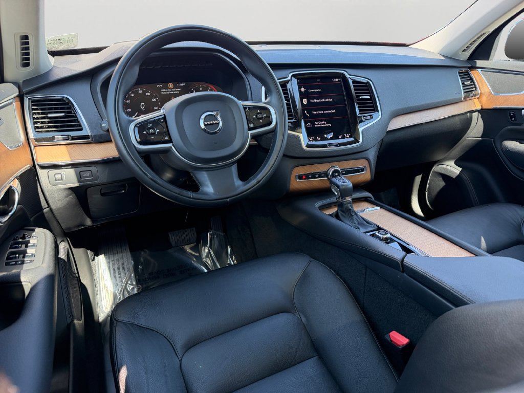 Used 2022 Volvo XC90 T6 Momentum w/ Advanced Package AWD/4WD image 13