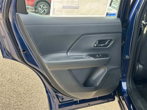 New 2026 Nissan Kicks S image 18