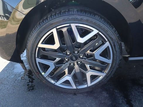 New 2026 Ford Expedition Platinum w/ Platinum Ultimate Package image 20