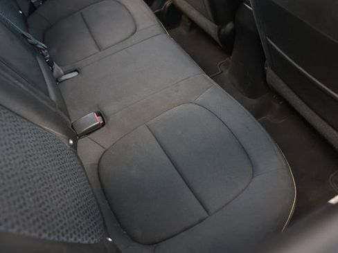 Used 2016 Kia Soul + FWD image 17