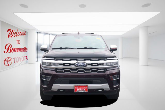 Used 2024 Ford Expedition Max Platinum AWD/4WD image 4