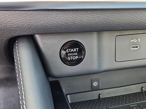 New 2026 Nissan Rogue Platinum w/ Platinum Premium Package image 13