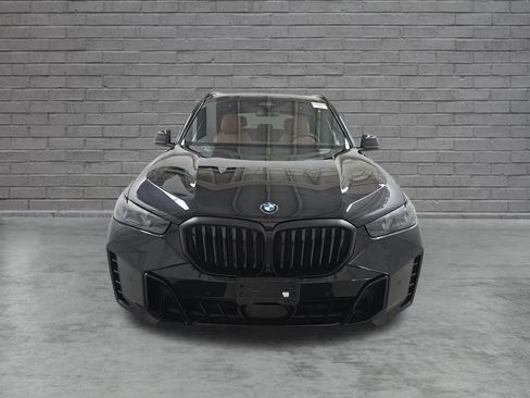 Used 2024 BMW X5 xDrive40i w/ M Sport Package AWD/4WD image 2