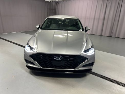 Used 2020 Hyundai Sonata SEL FWD image 2