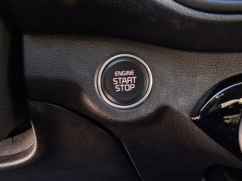 Certified 2022 Kia Forte GT-Line image 22