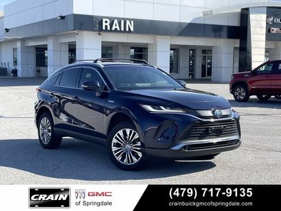 Used 2021 Toyota Venza XLE w/ Softex Package