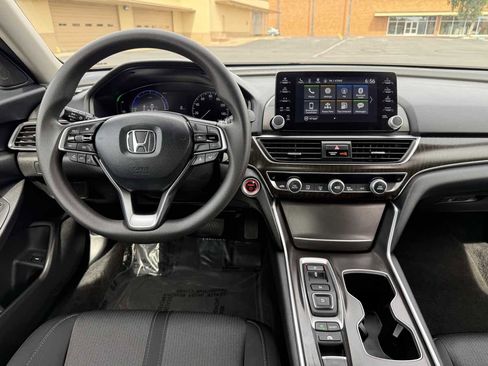 Used 2021 Honda Accord EX image 17