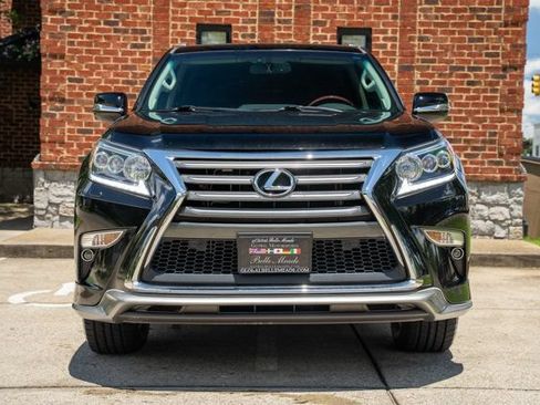 Used 2018 Lexus GX 460 Premium AWD/4WD image 2