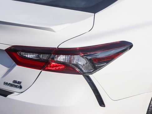 Certified 2024 Toyota Camry SE w/ Cold Weather Package FWD image 8
