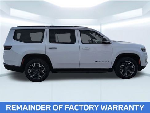 Used 2024 Jeep Wagoneer Series III image 7