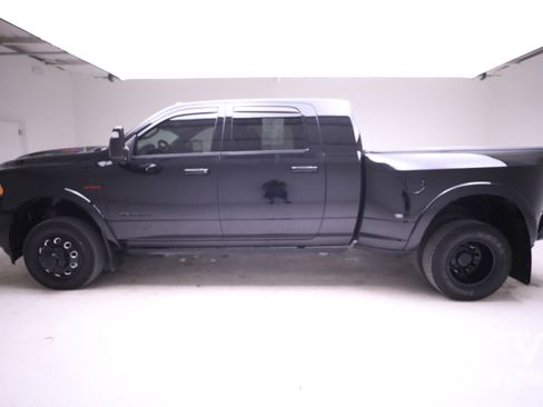 Used 2024 RAM 3500 Limited image 2