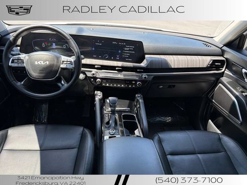 Used 2023 Kia Telluride EX w/ EX Captain's Chair Package AWD/4WD image 16