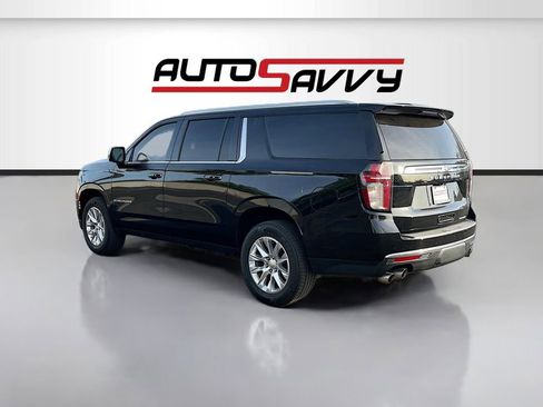 Used 2021 Chevrolet Suburban Premier w/ Premium Package AWD/4WD image 5