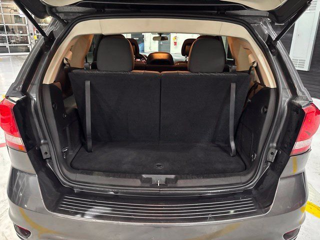 Used 2016 Dodge Journey SXT FWD image 21