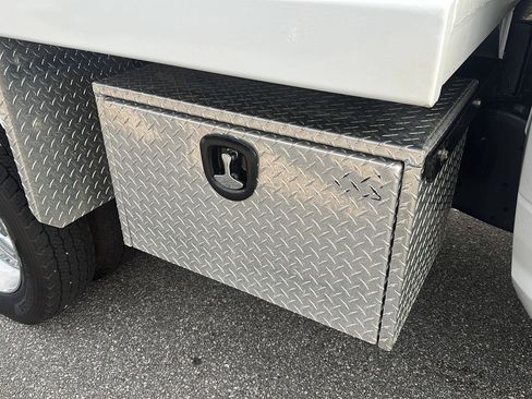Used 2025 RAM 5500 4x4 Regular Cab image 7