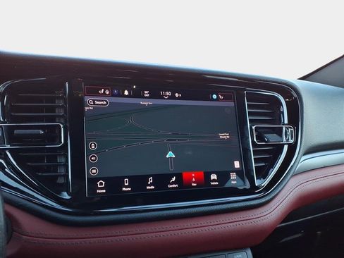 Used 2022 Dodge Durango R/T w/ Blacktop Package image 21