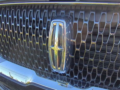 Used 2021 Lincoln Navigator L Reserve image 8