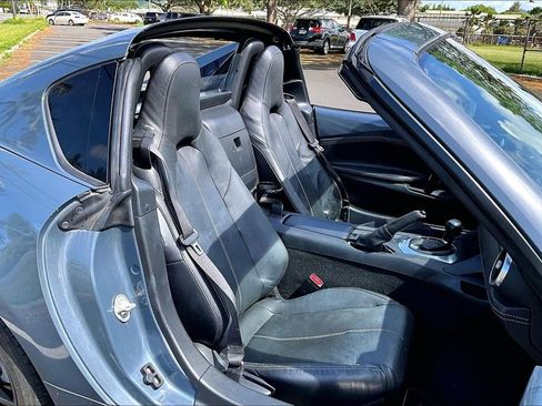 Used 2020 MAZDA MX-5 Miata RF Grand Touring RWD image 7