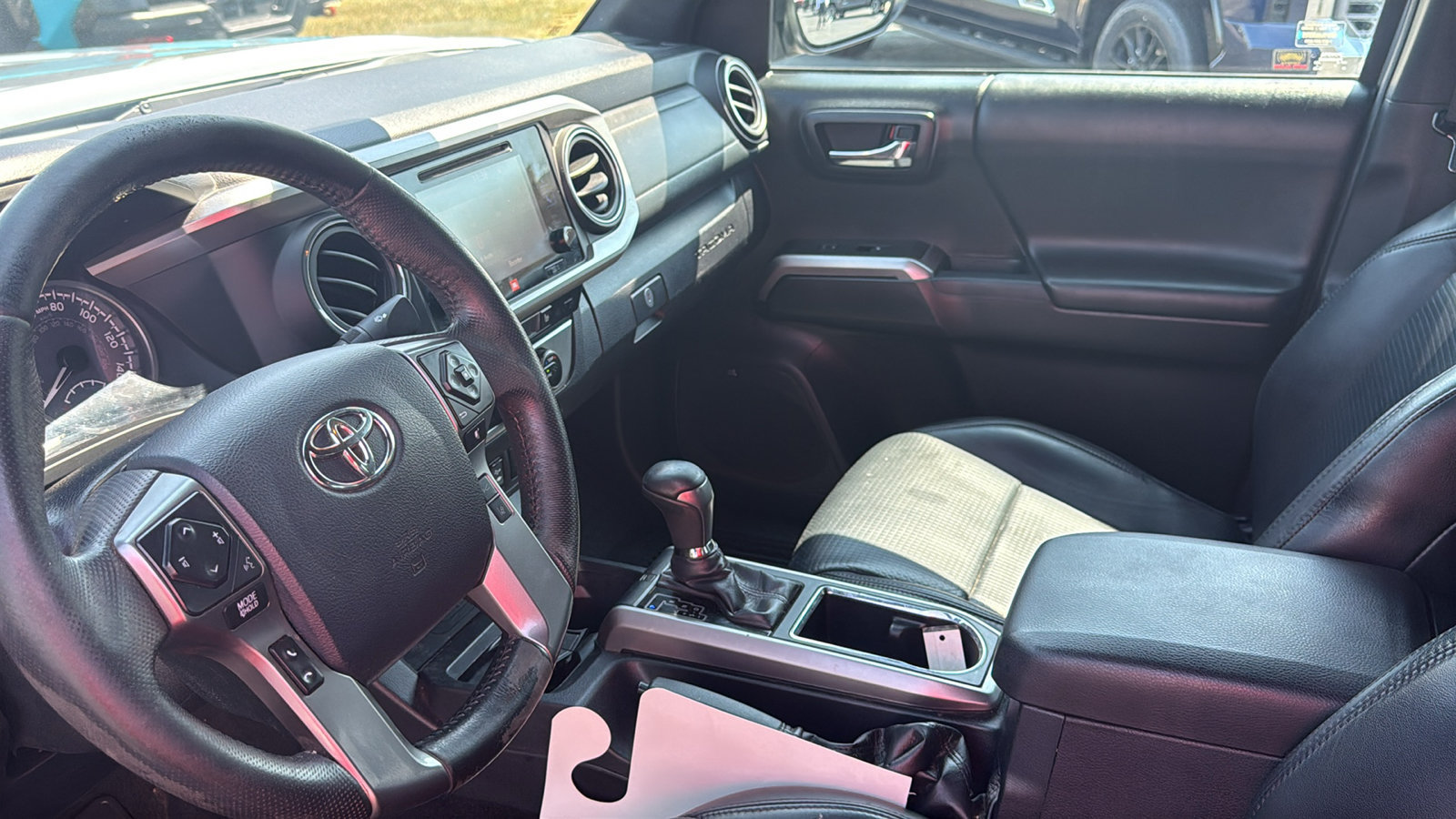 Used 2019 Toyota Tacoma Limited AWD/4WD image 15