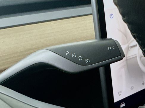 Used 2023 Tesla Model 3 Performance image 24