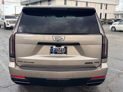 Certified 2025 Cadillac Escalade Sport Platinum w/ LPO, ONYX Package AWD/4WD image 10