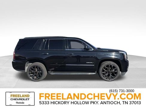 Used 2016 GMC Yukon Denali image 2