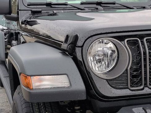 New 2026 Jeep Gladiator Sport image 9
