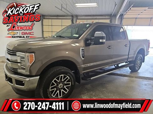Used 2019 Ford F250 Lariat w/ Lariat Ultimate Package AWD/4WD image 5