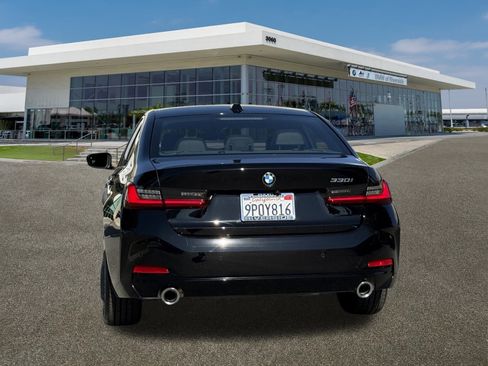 Used 2025 BMW 330i Sedan w/ Convenience Package image 9