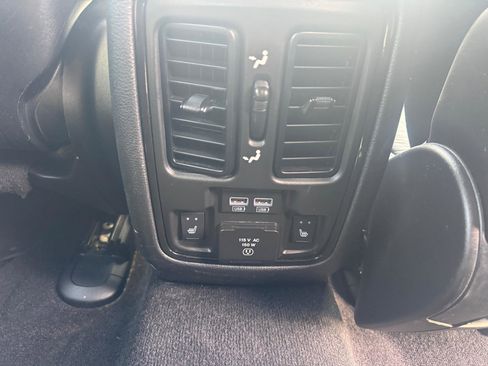 Used 2022 Dodge Durango GT image 13