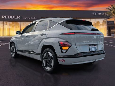 Certified 2024 Hyundai Kona Limited FWD image 6
