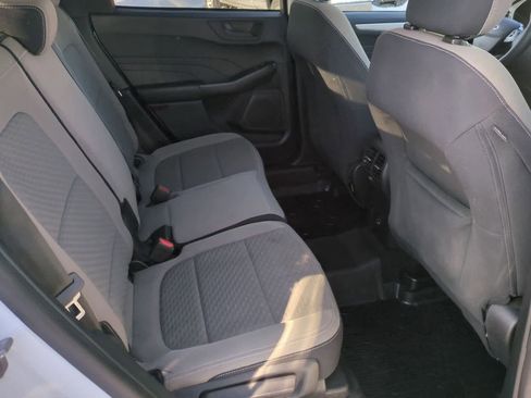 Certified 2022 Ford Escape SE w/ Cold Weather Package image 20