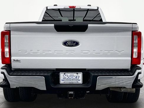 Certified 2025 Ford F350 XLT w/ FX4 Off-Road Package AWD/4WD image 4