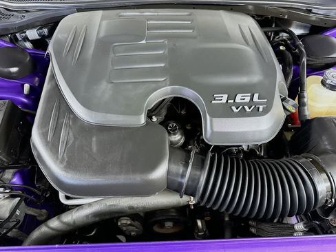 Used 2018 Dodge Challenger GT w/ Driver Convenience Group image 8