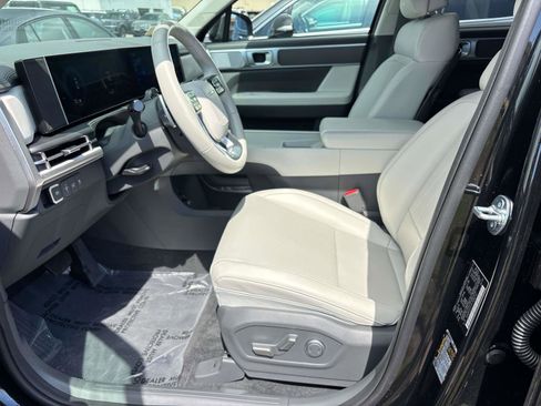 Certified 2026 Hyundai Santa Fe SEL AWD/4WD image 4
