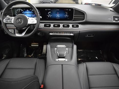 Certified 2023 Mercedes-Benz GLS 450 4MATIC image 21