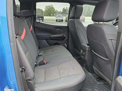 Used 2024 Chevrolet Colorado Z71 w/ Advanced Trailering Package image 14