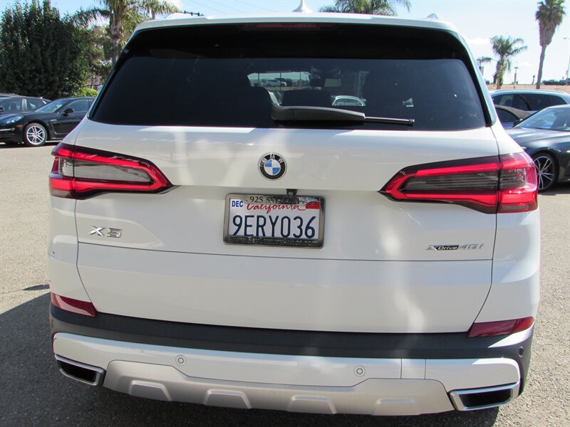 Used 2019 BMW X5 xDrive40i w/ Premium Package 2 AWD/4WD image 5
