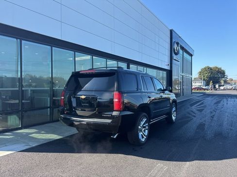 Used 2020 Chevrolet Tahoe Premier w/ Premier Plus Edition image 3
