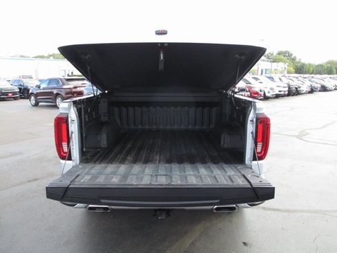 Used 2022 GMC Sierra 1500 Denali image 7