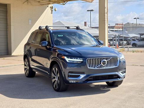 Used 2023 Volvo XC90 B6 Ultimate w/ Protection Package Premier AWD/4WD image 3