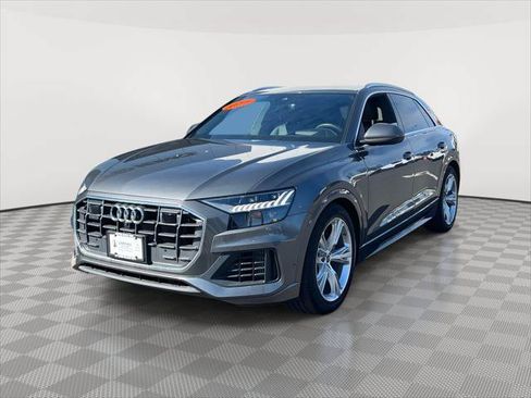 Used 2022 Audi Q8 Prestige AWD/4WD image 3