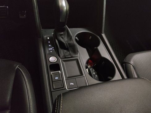 Used 2021 Volkswagen Atlas SE w/ Panoramic Sunroof Package FWD image 26