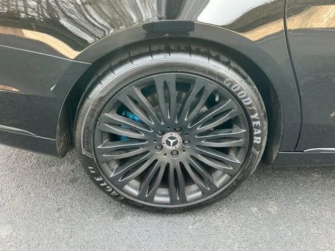 Used 2018 Mercedes-Benz Maybach S 560 4MATIC image 35