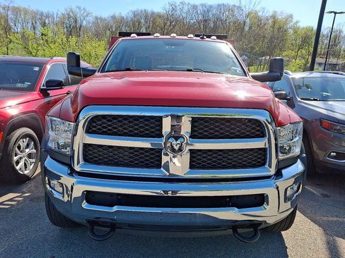 Used 2018 RAM 5500 SLT w/ Quick Order Package 29G SLT AWD/4WD image 2