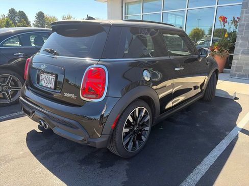 Used 2022 MINI Cooper S FWD image 6