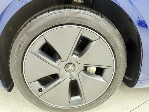 Used 2023 Tesla Model 3 Standard Range RWD image 74
