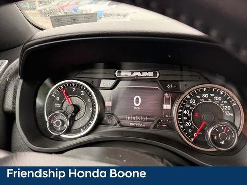 Used 2022 RAM 1500 Big Horn AWD/4WD image 19